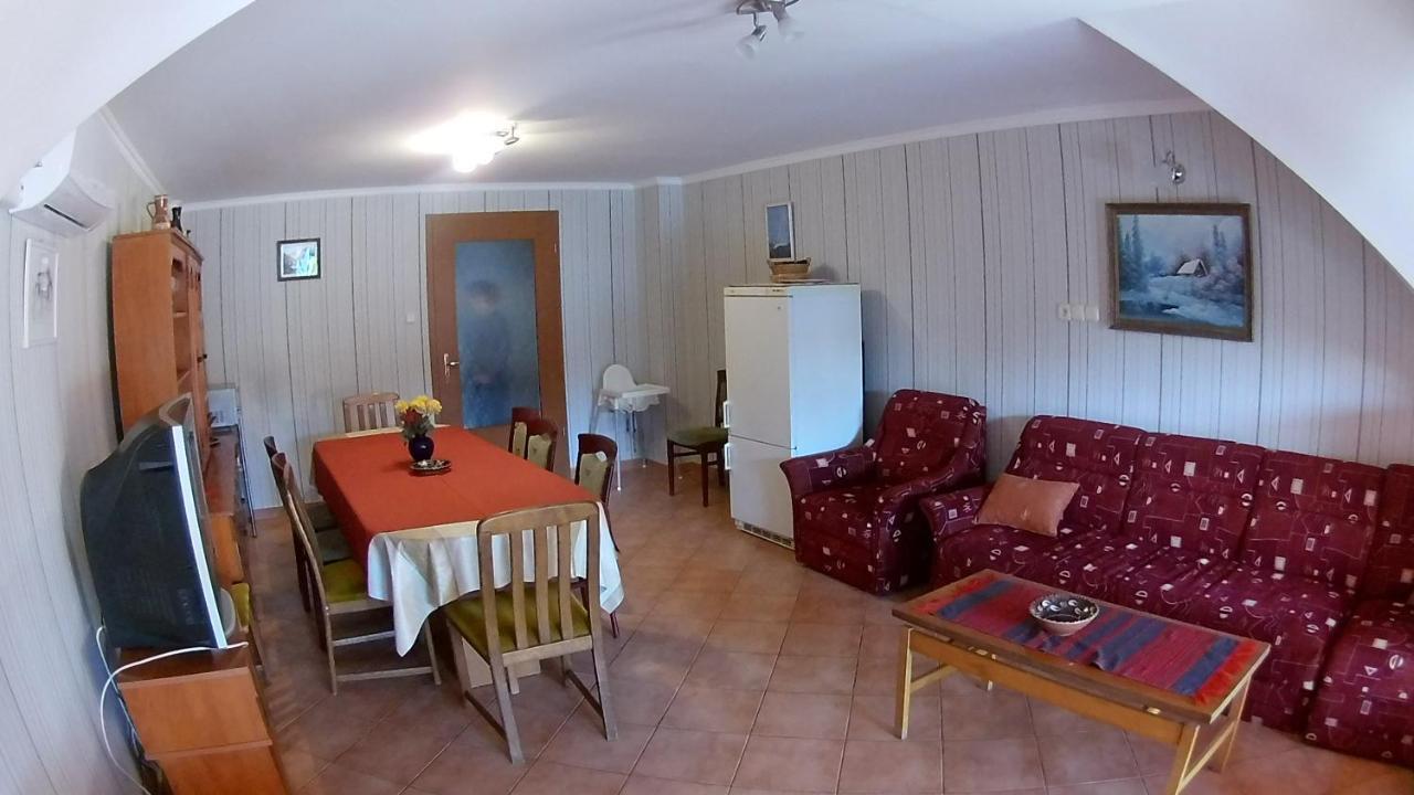 Abigel Vendeghaz Hotel Harkány Exterior foto